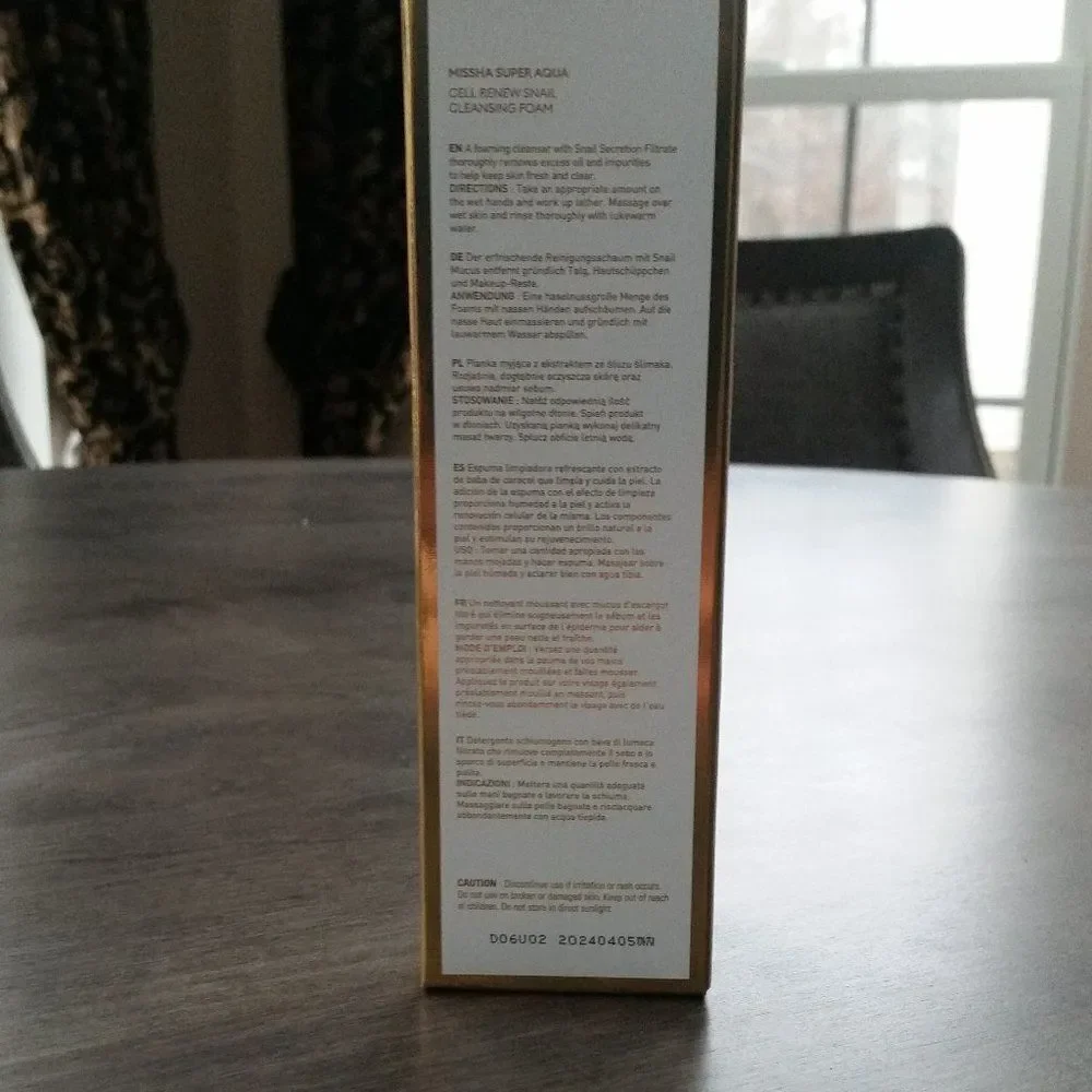 NIB MISSHA Super Aqua Cleansing Foam